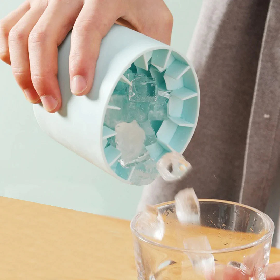 Coolsip™ - Siliconen Beker Met Ijsmaker (50% KORTING)