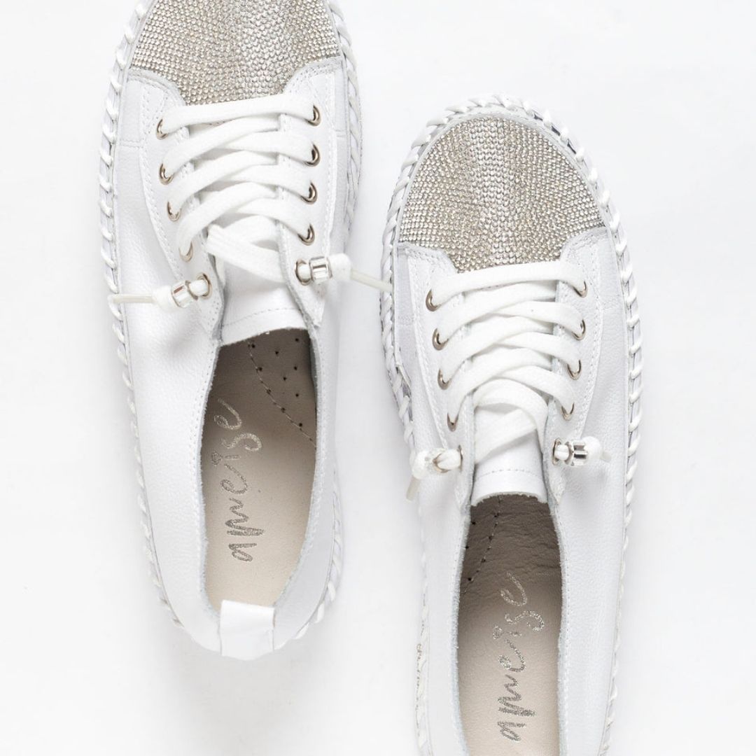 Giulia™ | Comfortabele Diamanten Sneakers (50% KORTING)