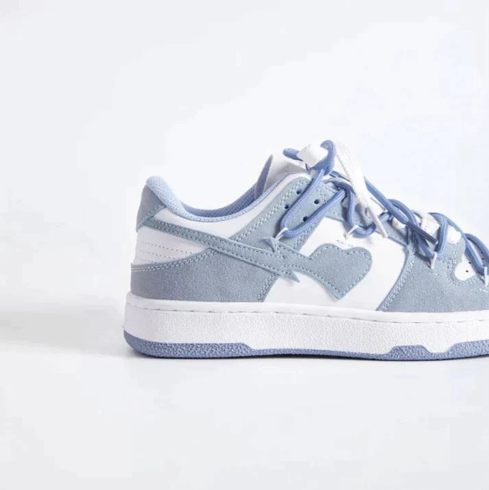 Audise - HeartSneakers (50% Korting)