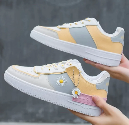 AirBloom™ | Limited Edition 70s Sneakers (70% Korting)