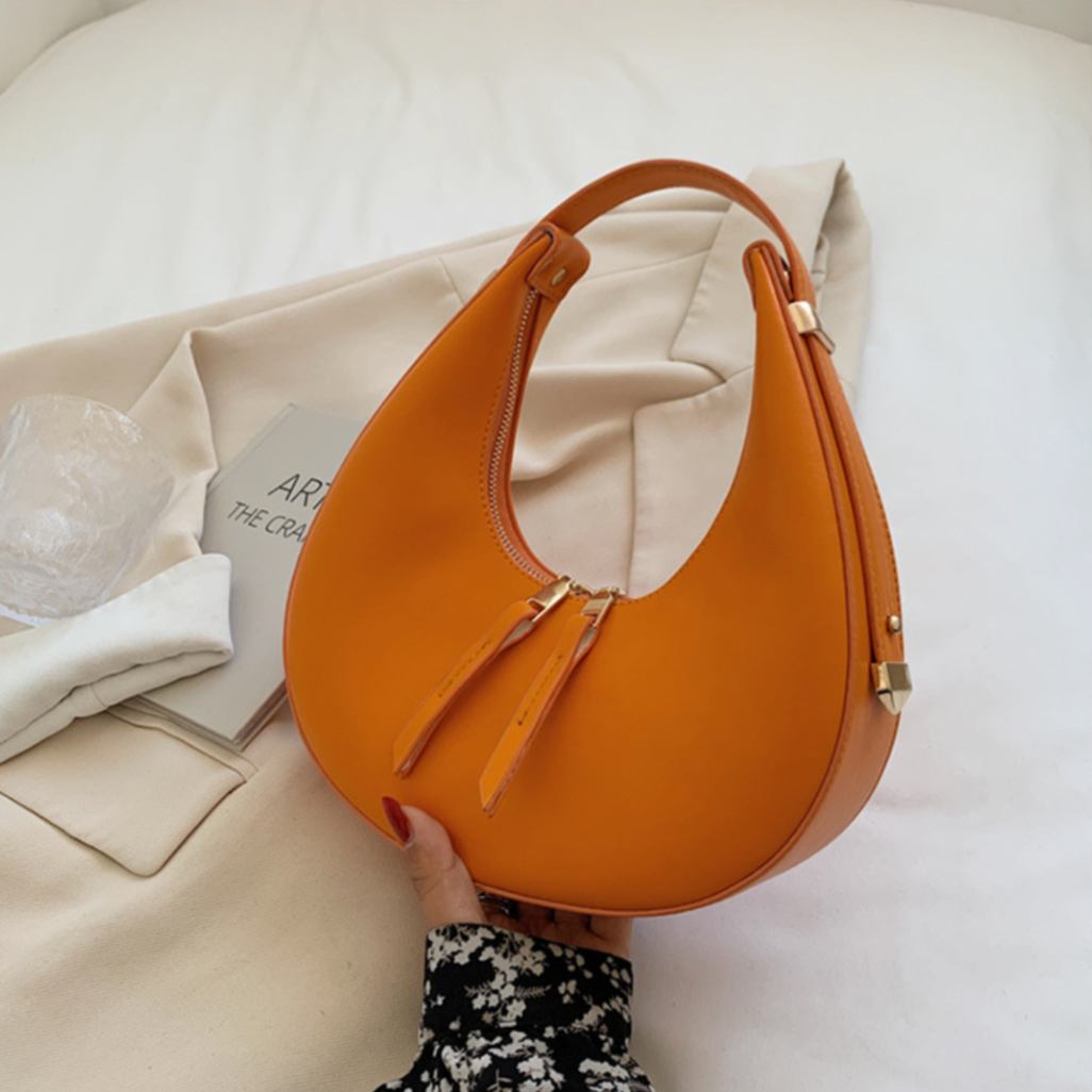 Hazel halve maan draagtas