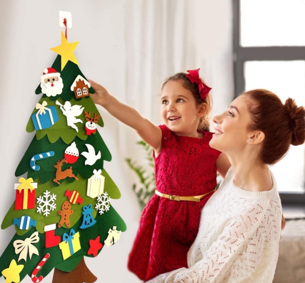 CherishTree™ - Goed versierde kerstboom (50% KORTING)